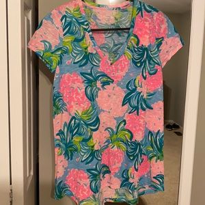 Lilly Pulitzer Etta V Neck